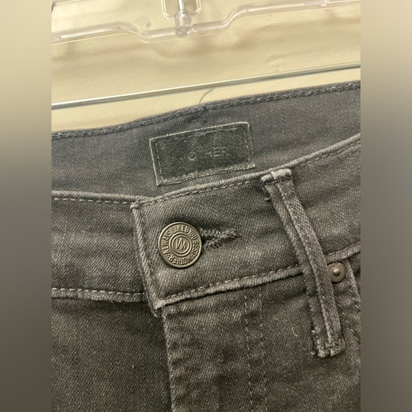 Mother Insider Crop Step Fray in Not Guilty Black Asymmetrical Raw Cut Hem Jeans - Picture 6 of 13